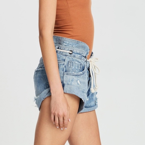 REVOLVE | One Teaspoon "Bandits" Denim Shorts w/ Nautical Rope Belt | Size 25 - Picture 2 of 11
